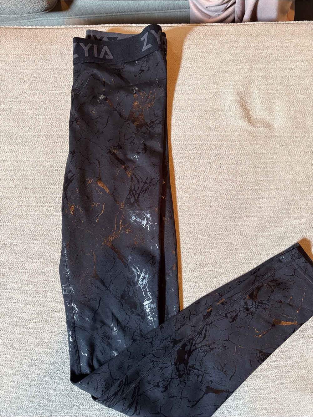 Active USA Black Marble-Print Jeggings
